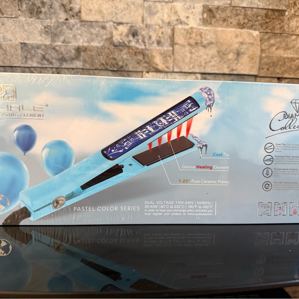 Royale Platinum Genius 1.25" Ceramic Flat Iron🩵